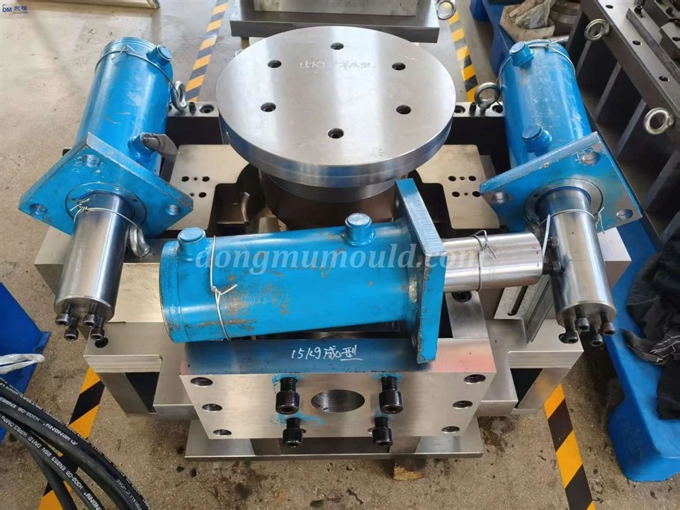 LPG Industrial Base Ring Precision Metal Stamping Dies suppliers