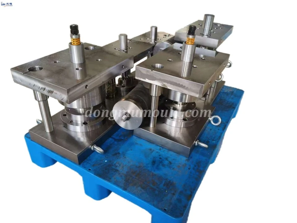 Precision Metal Progressive Die Stamping Molds, Deep Drawing Molds, And Die Tools high quality