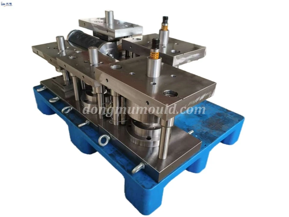 Precision Metal Progressive Die Stamping Molds, Deep Drawing Molds, And Die Tools suppliers
