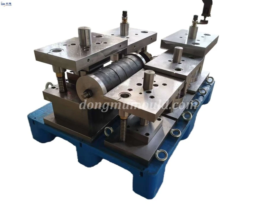 Precision Metal Progressive Die Stamping Molds, Deep Drawing Molds, And Die Tools suppliers